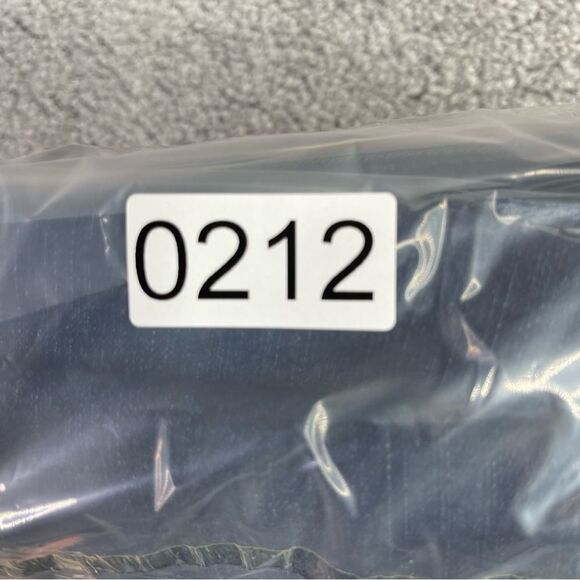 Ariya Jeans Women’s 3/4 Blue Skinny Low Rise Dark Denim Stretch Y2K - Picture 10 of 10